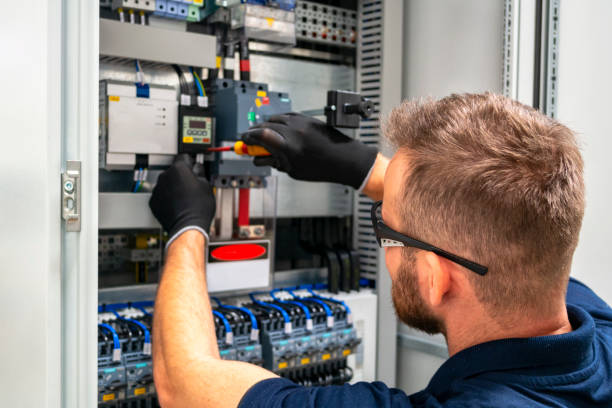 Best Affordable Emergency Electrician  in Polk City, IA