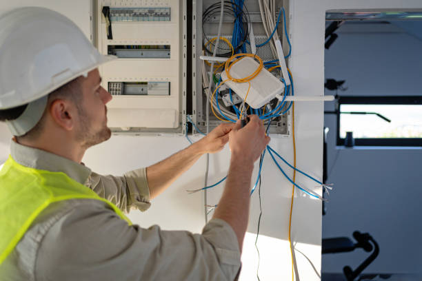 Best Affordable Emergency Electrician  in Polk City, IA